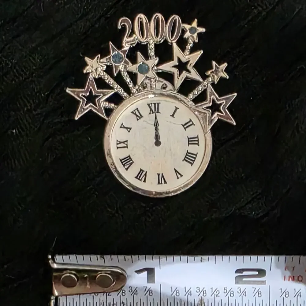 Y2K Millennium 2000 New Years Pin Midnight Clock Starburst Brooch Pin